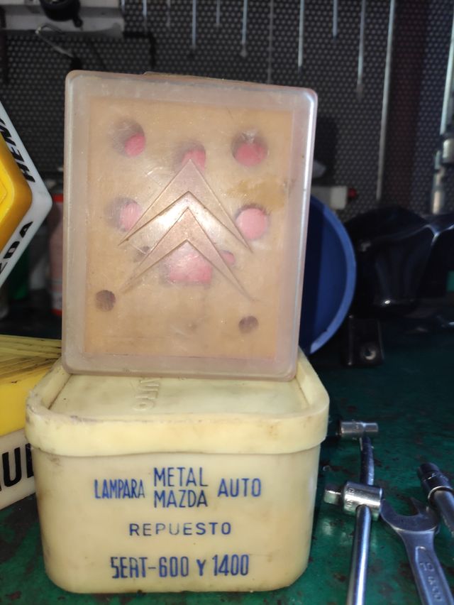 cajas de Bombillas Seat,Renault