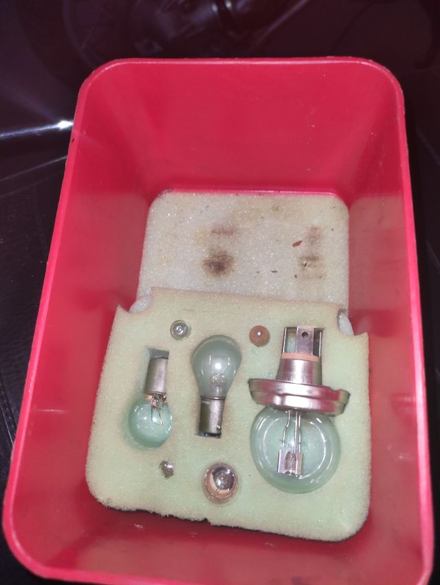 cajas de Bombillas Seat,Renault