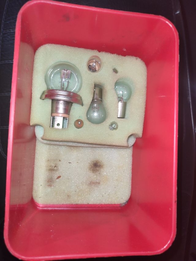 cajas de Bombillas Seat,Renault