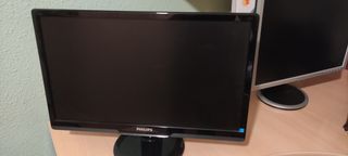 Monitor philips 24 pulgadas de segunda mano por 150 EUR en Pamplona en  WALLAPOP
