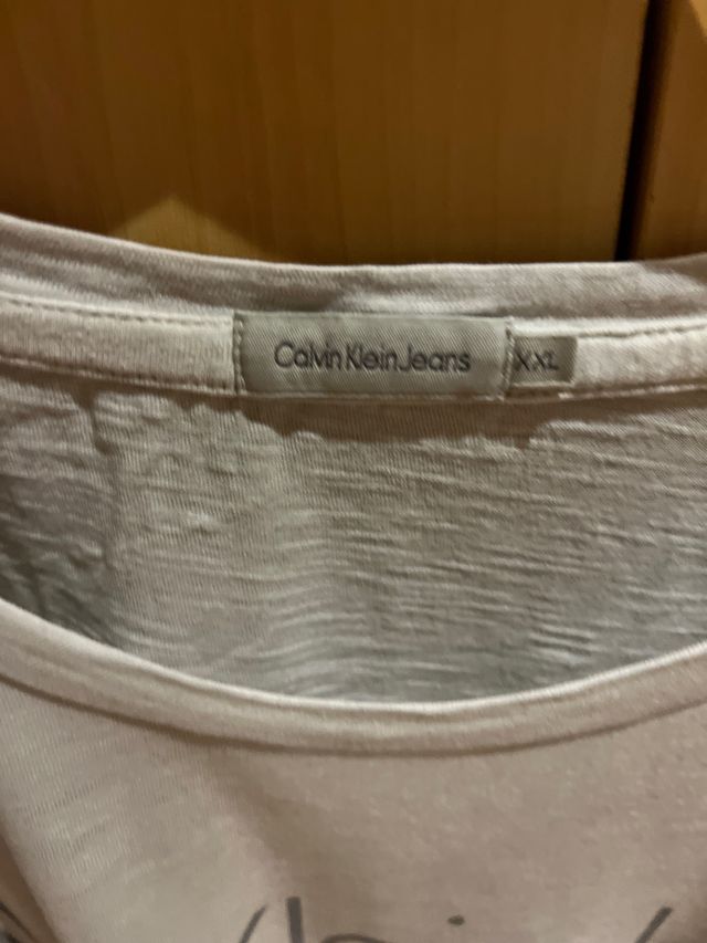 Camiseta Calvin Klein
