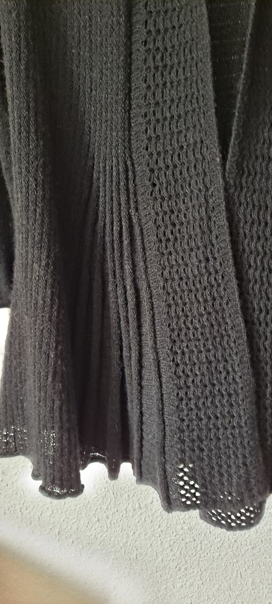 Chaqueta larga de punto. Nueva