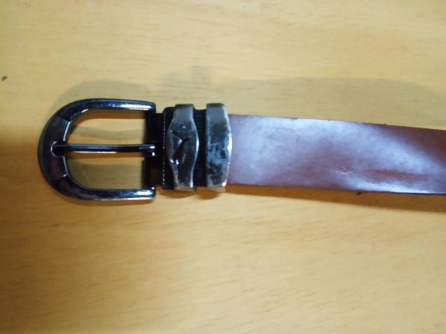 Cinturón de cuero Puma.