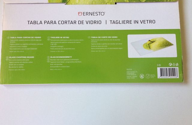 Tabla de cortar, de vidrio. Nueva.
