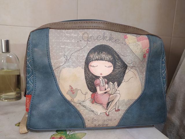 Neceser muñeca Anekke