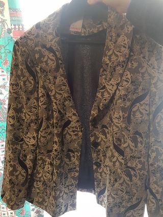 Blazer de señora de segunda mano por 25 EUR en Lloret de Mar en WALLAPOP