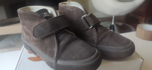 bota piel marrón Superga