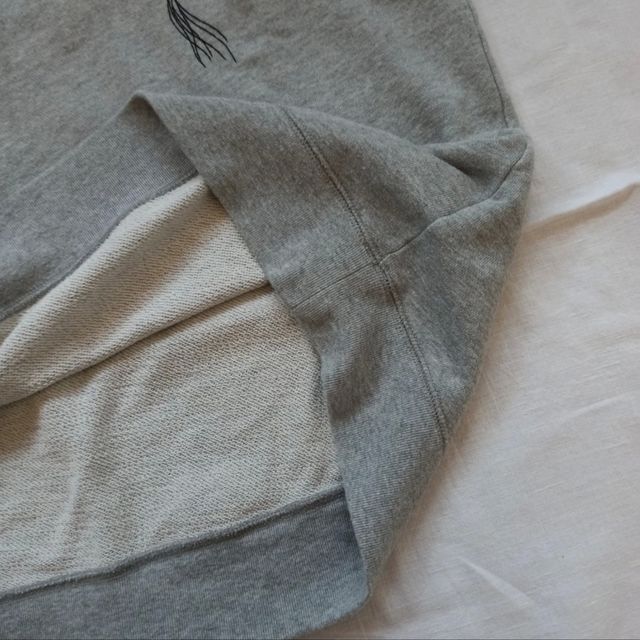 Sudadera gris capucha Uniqlo