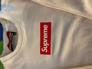 Sudadera supreme Blanca de segunda mano por 15 EUR en Pinto en WALLAPOP