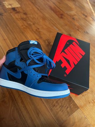 Nike Jordan 1. Dark marina blue. Talla 37,5 de segunda mano por 210 EUR en  Valencia en WALLAPOP