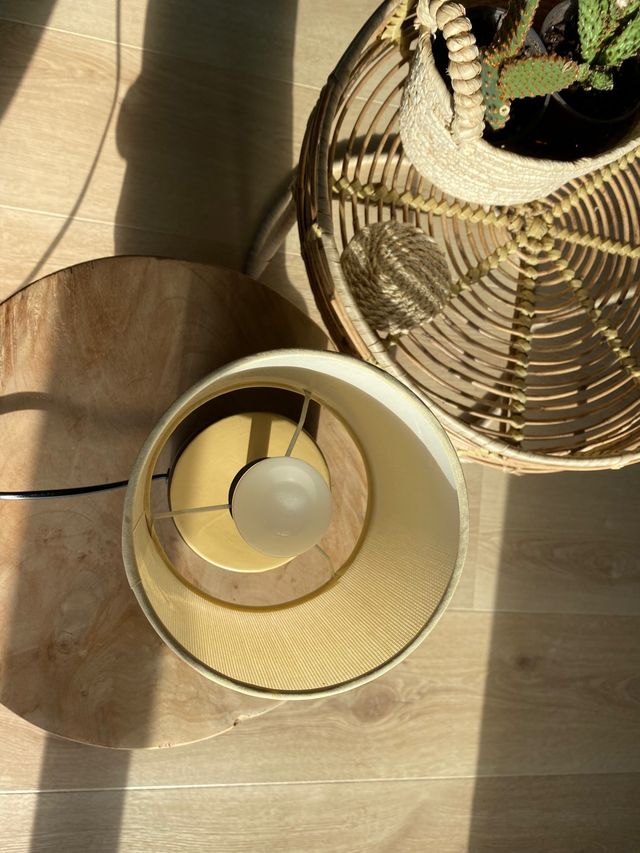 Lamparita imitación ratán