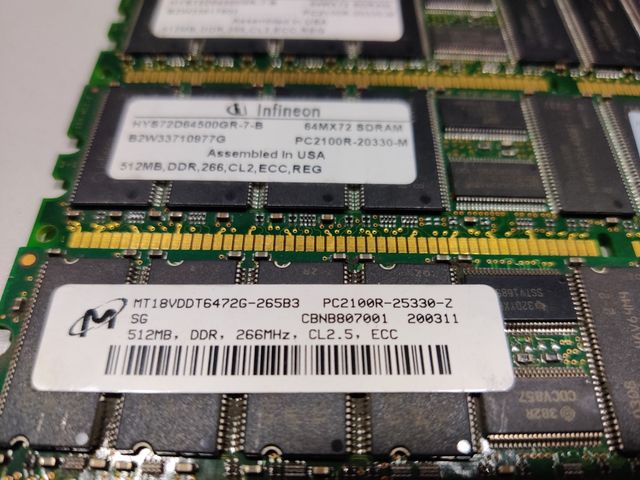 Lote 12 módulos RAM ECC 512mb DDR 266mhz