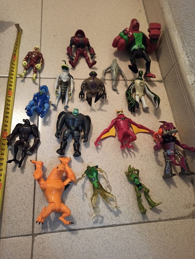 muñecos varias colecciones