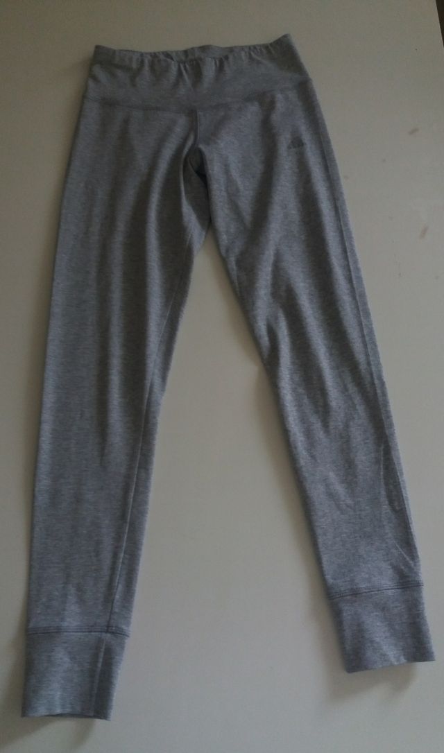 Leggins deportivos color gris Adidas talla XS