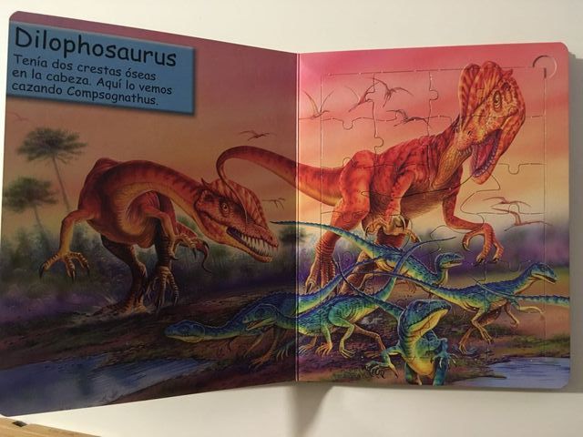 Libro de puzles “DINOS” de editorial Susaeta