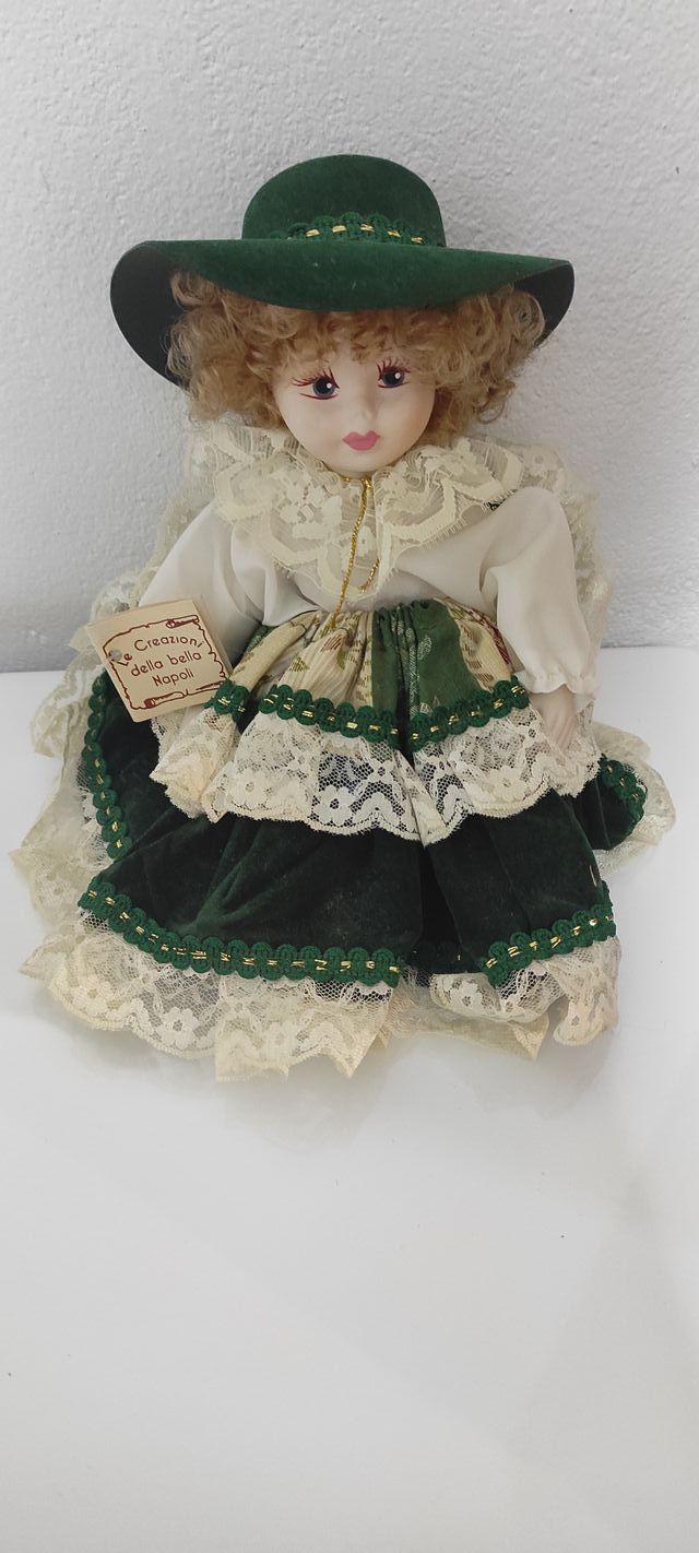 Muñeca porcelana