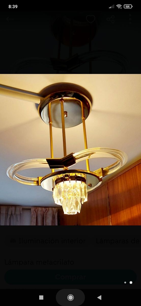 Lámpara metacrilato y dorada.