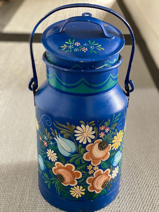 LECHERA ANTIGUA PINTADA A MANO