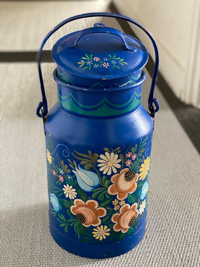 LECHERA ANTIGUA PINTADA A MANO