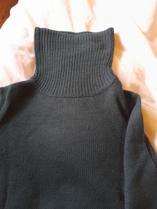 Jersey básico cuello alto 