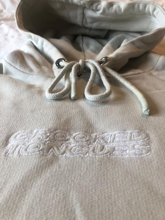 Sudadera color hueso Crooked Tongues