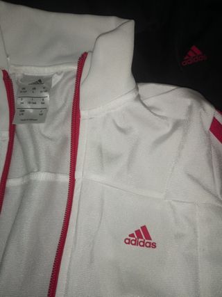 Chandal Adidas Mujer de segunda mano por 24 EUR en Albuñol en WALLAPOP