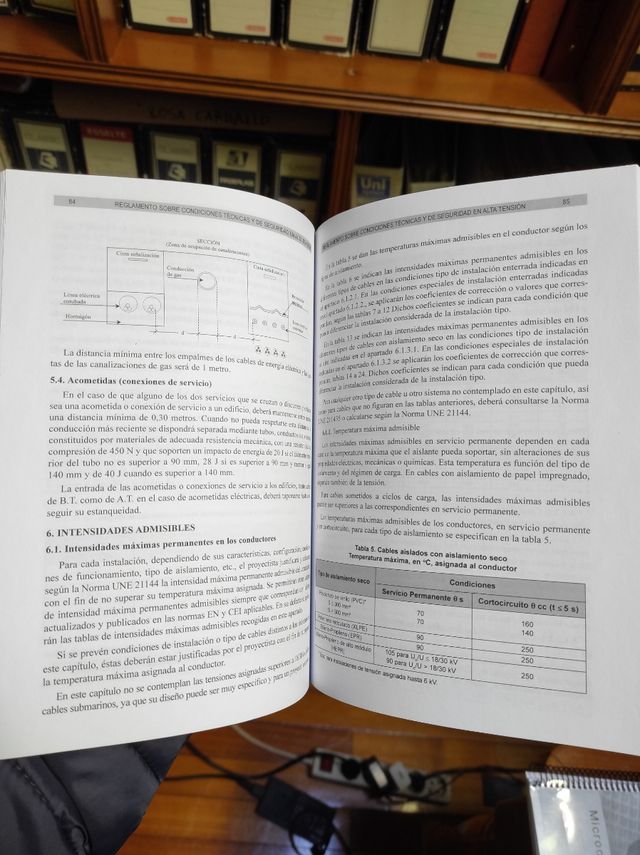 Reglamento electrotécnico de alta tensión