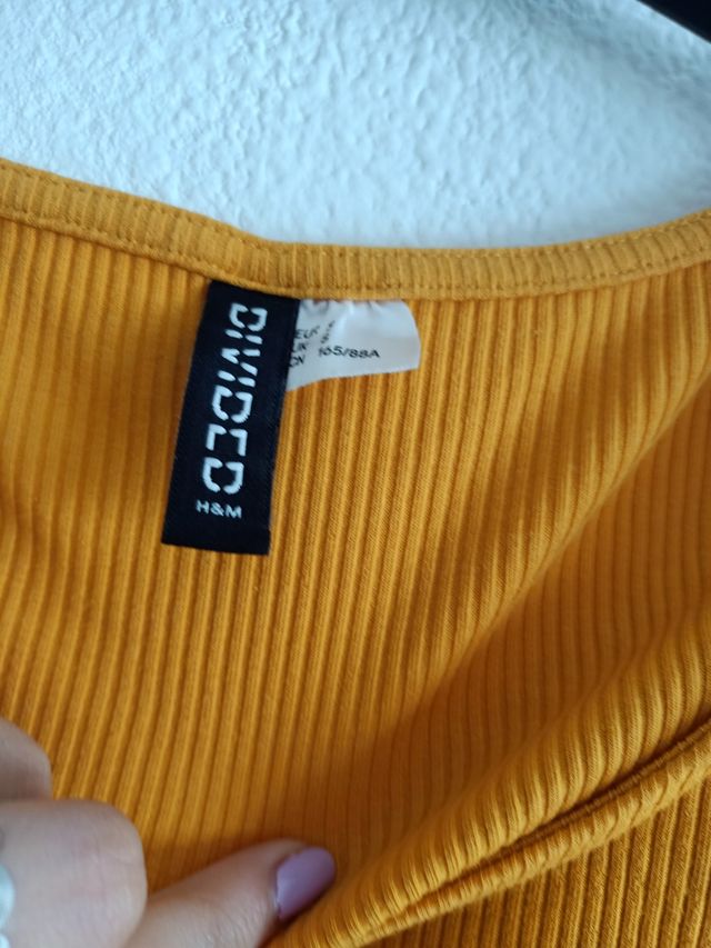 Crop top de manga larga