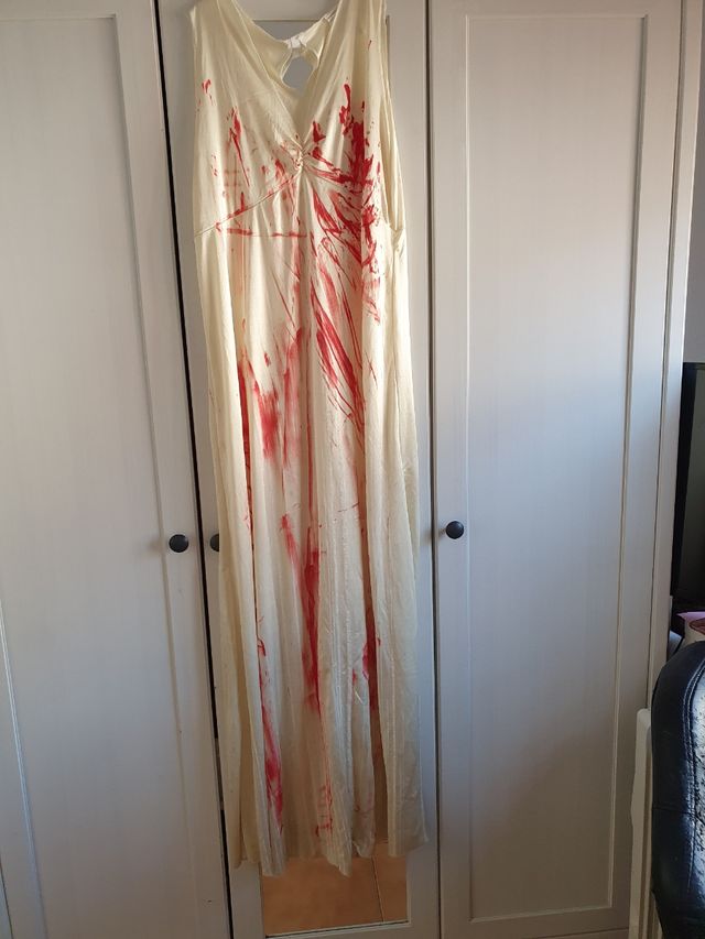 Disfraz estudiante sangrienta