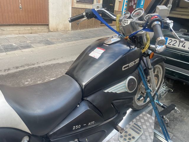 CSR cunston 250cc "desguace "