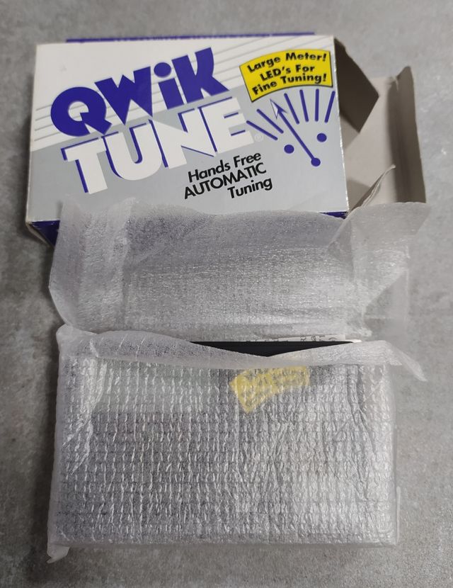 Afinador de guitarra/bajo Qwik Tune