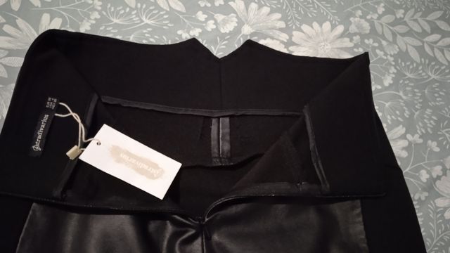 falda de stradivarius nueva