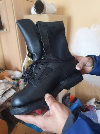 Botas iturri goretex ejército de segunda mano por 40 EUR en Llíria en  WALLAPOP