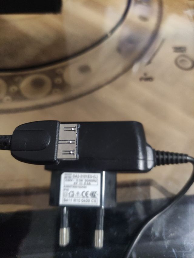 TRANSFORMADOR CONECTOR ALIMENTACION