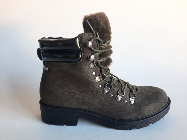 Botas con cordones de Xti