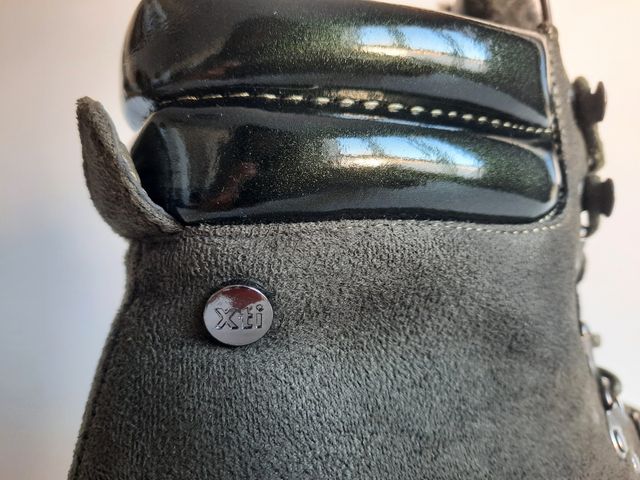 Botas con cordones de Xti