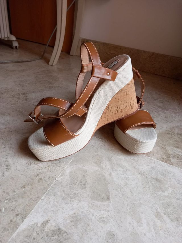 Zapato cuña corcho
