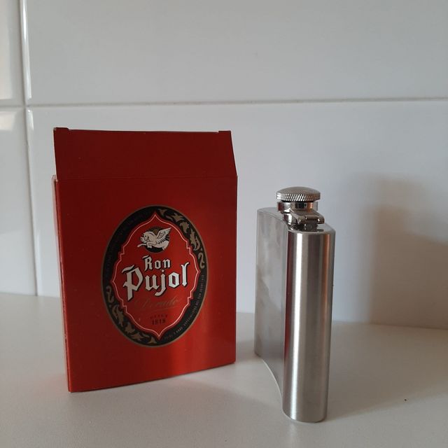 PETACA 6 OZ (180 ml aprox) ACERO INOXIDABLE..