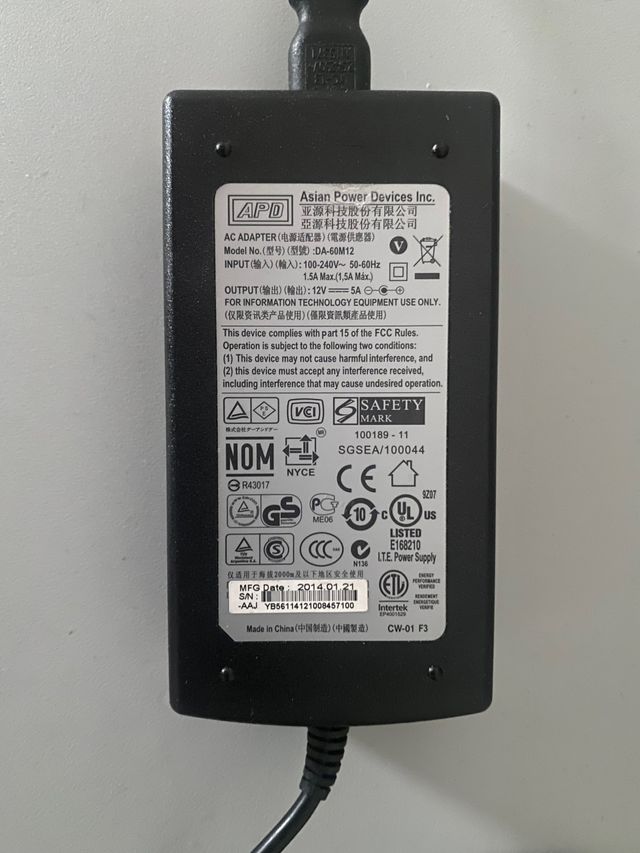 Cargador Original Akitio Thunder2