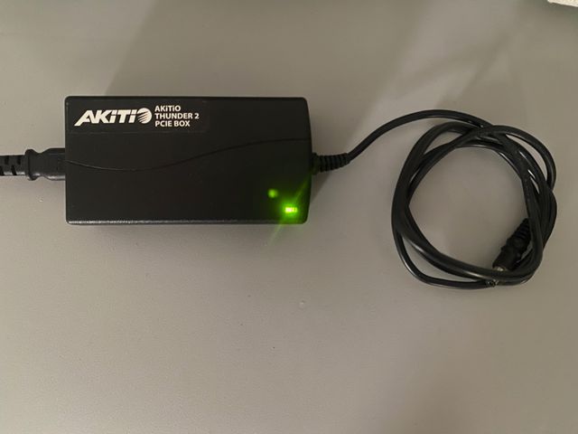 Cargador Original Akitio Thunder2