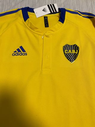 Chomba Polo Boca Juniors 2022 de segunda mano por 25 EUR en Barcelona en  WALLAPOP