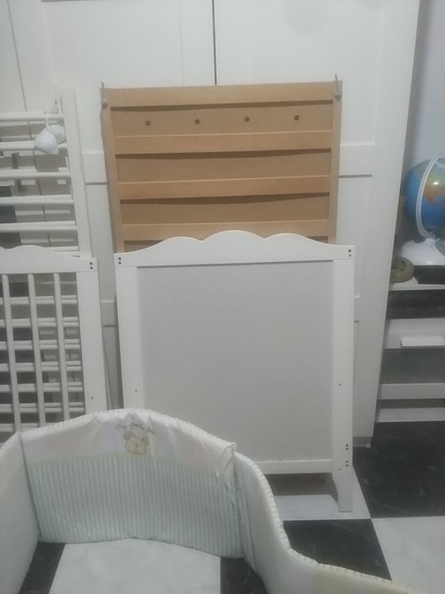 Cuna y colchón