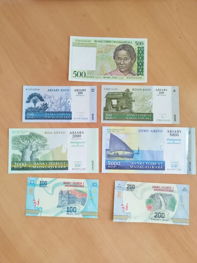 Billetes 🇲🇬 Madagascar 🇲🇬