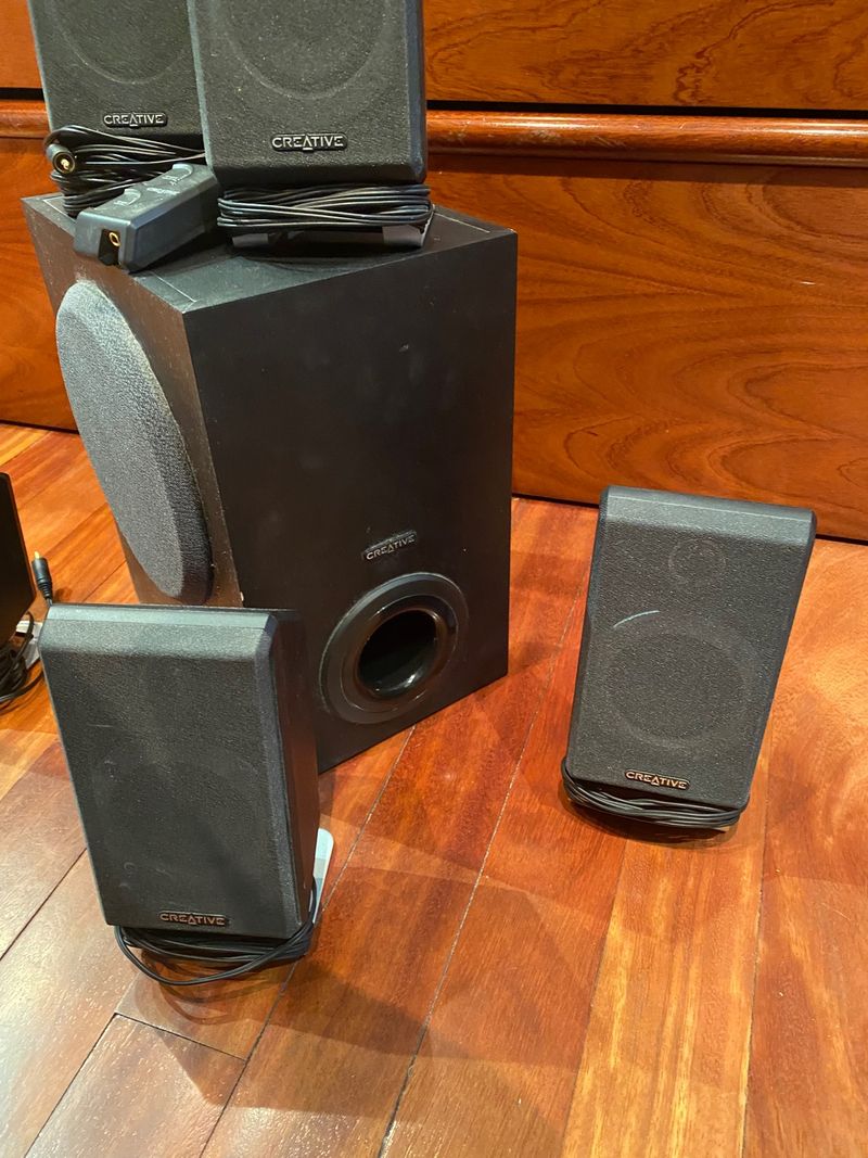 altoparlanti e subwoofer Creative Inspire T5400 per 50 EUR di