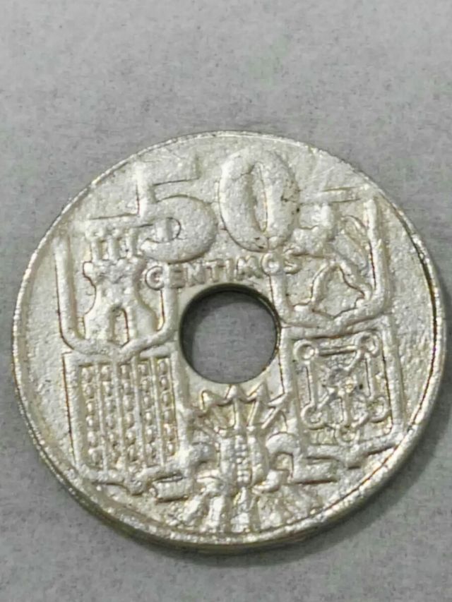 Reproducción moneda española de 1949