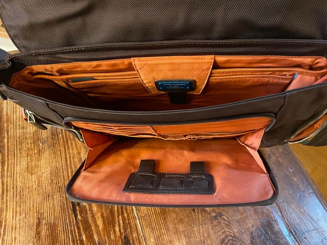 Borsa messenger PIQUADRO