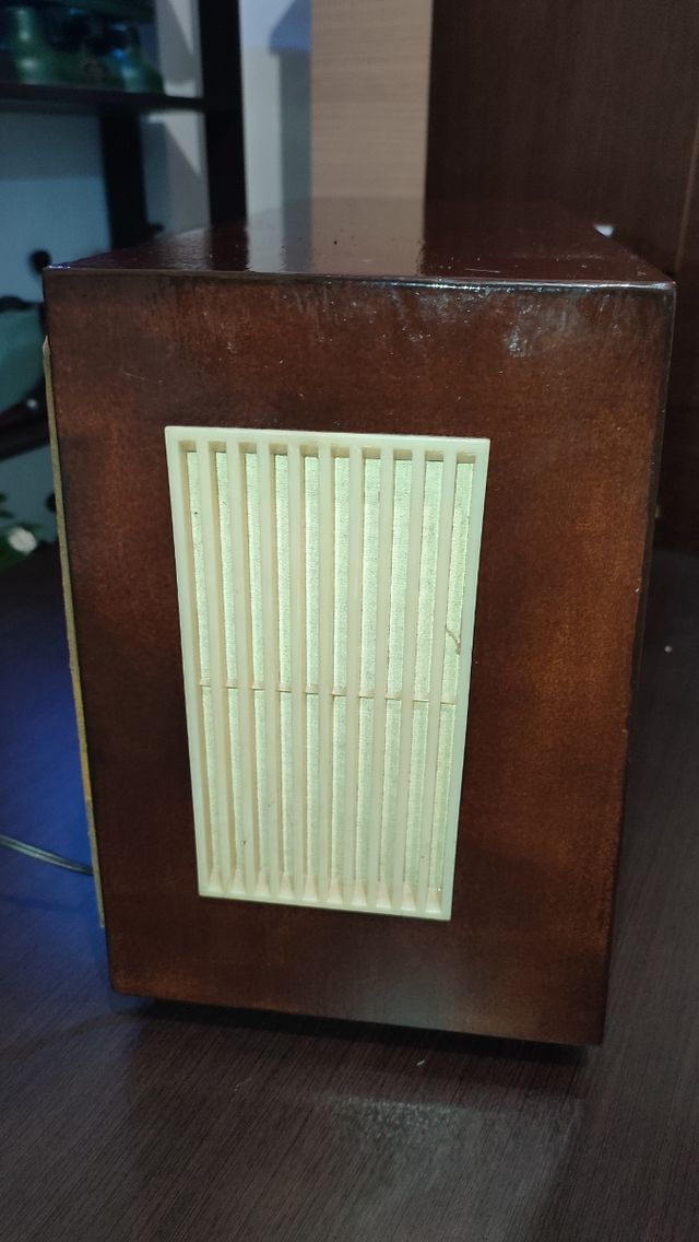 Antigua Radio Grundig en perfecto estado