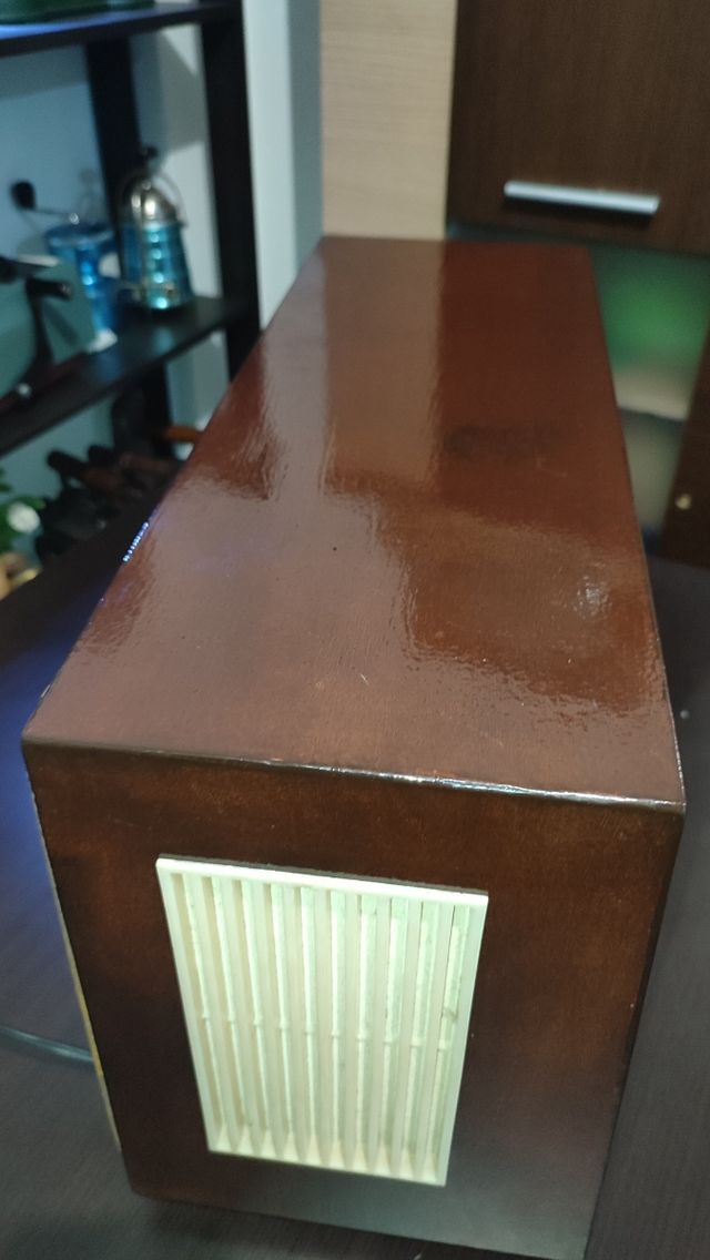 Antigua Radio Grundig en perfecto estado