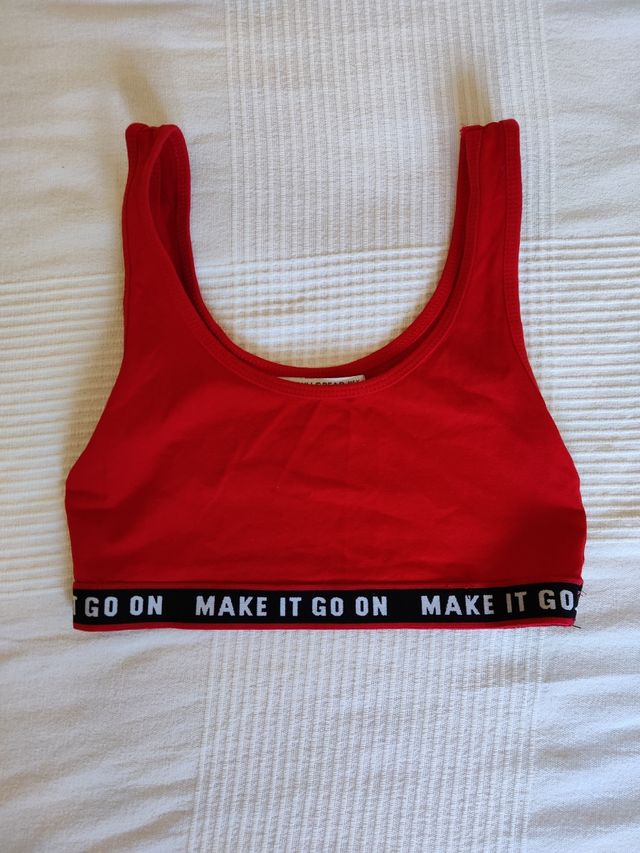 Top deportivo de Pull & Bear