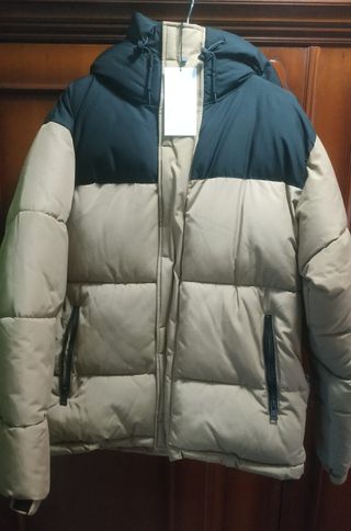 Plumífero de hombre Zara de segunda mano por 50 EUR en Rafelbuñol en  WALLAPOP